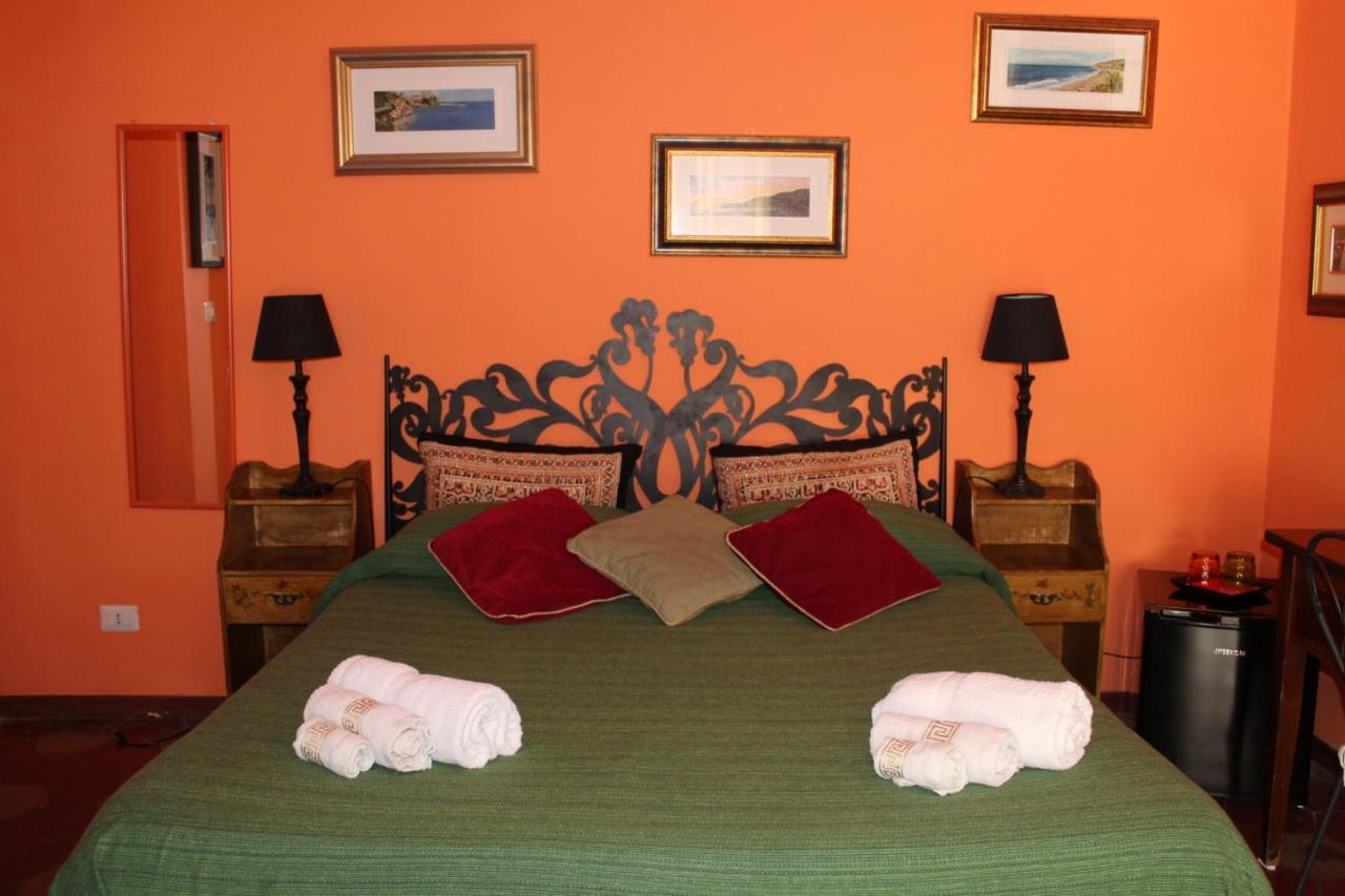 Anirbas Bed & Breakfast Reggio di Calabria Eksteriør bilde