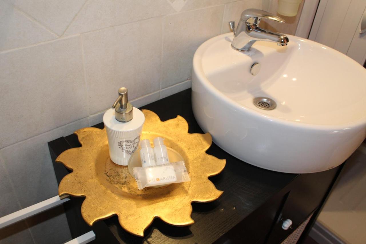 Anirbas Bed & Breakfast Reggio di Calabria Eksteriør bilde